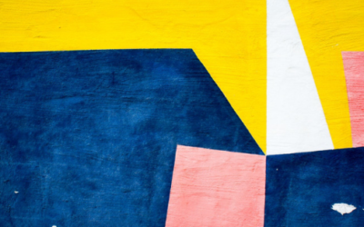 6 reasons to work abroad in business development